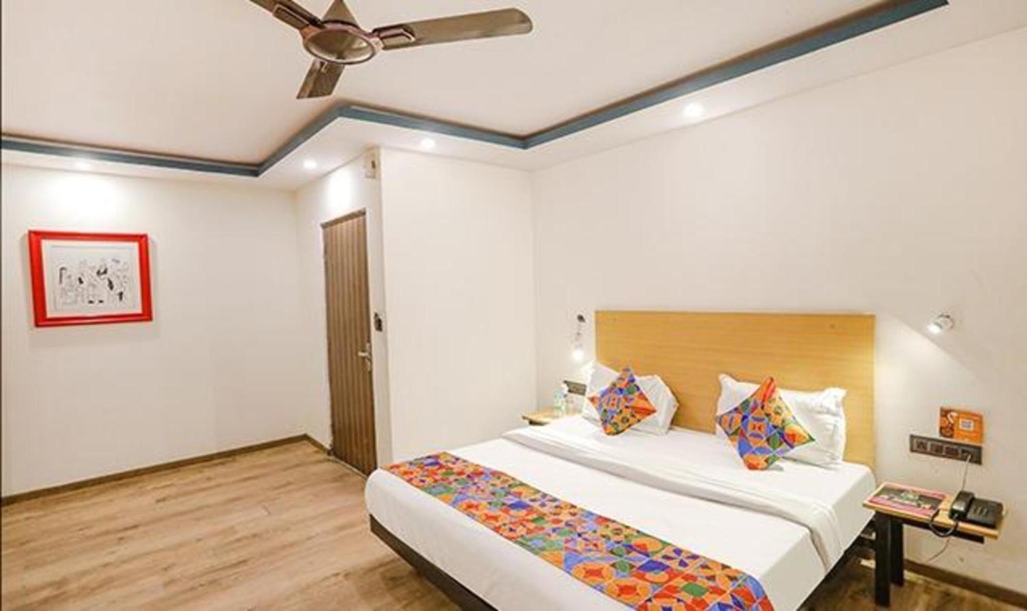 Fabhotel F9 Sector 58 Νόιντα Εξωτερικό φωτογραφία
