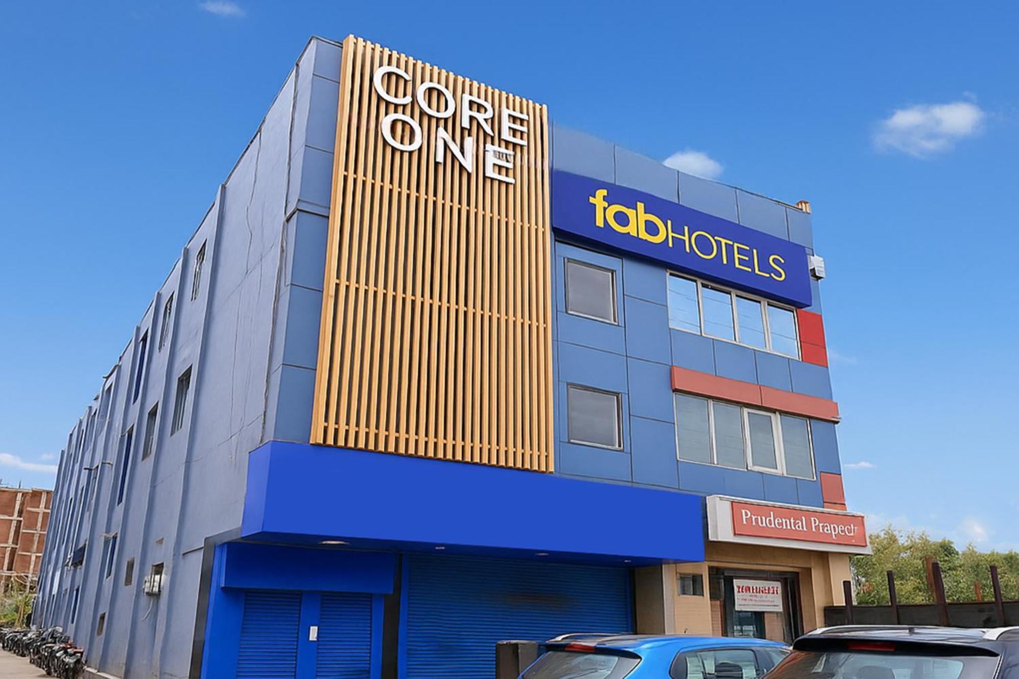 Fabhotel F9 Sector 58 Νόιντα Εξωτερικό φωτογραφία